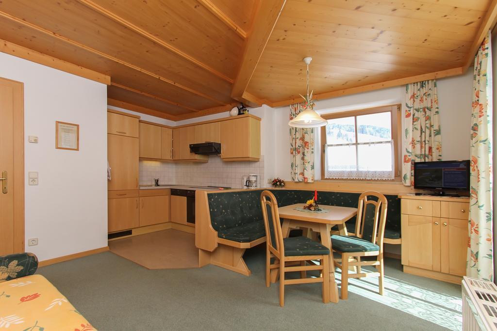 Landhaus Gensbichler Saalbach-Hinterglemm Extérieur photo
